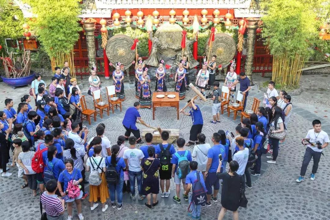 最出名的酸汤鱼,地道美食酸汤鱼推荐