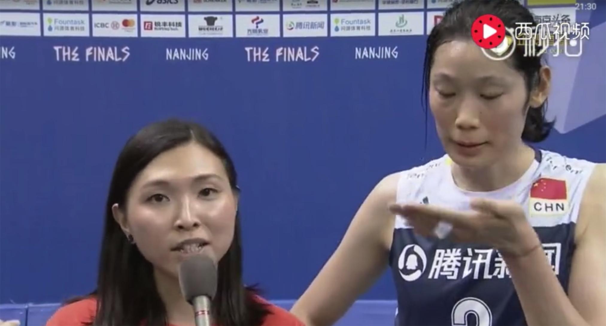 朱婷婷暴扣回击,朱婷用英语回答记者提问