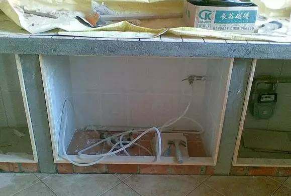 怎样自己用砖砌橱柜,整体橱柜和砖砌橱柜价格对比