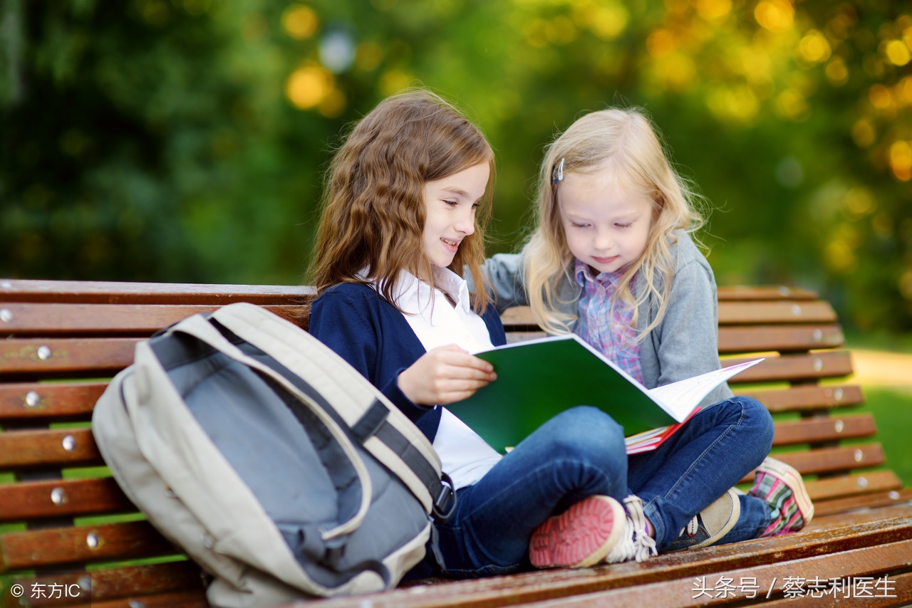 三岁半不说话喜欢尖叫是自闭症吗,你的孩子不会说话你怎么办