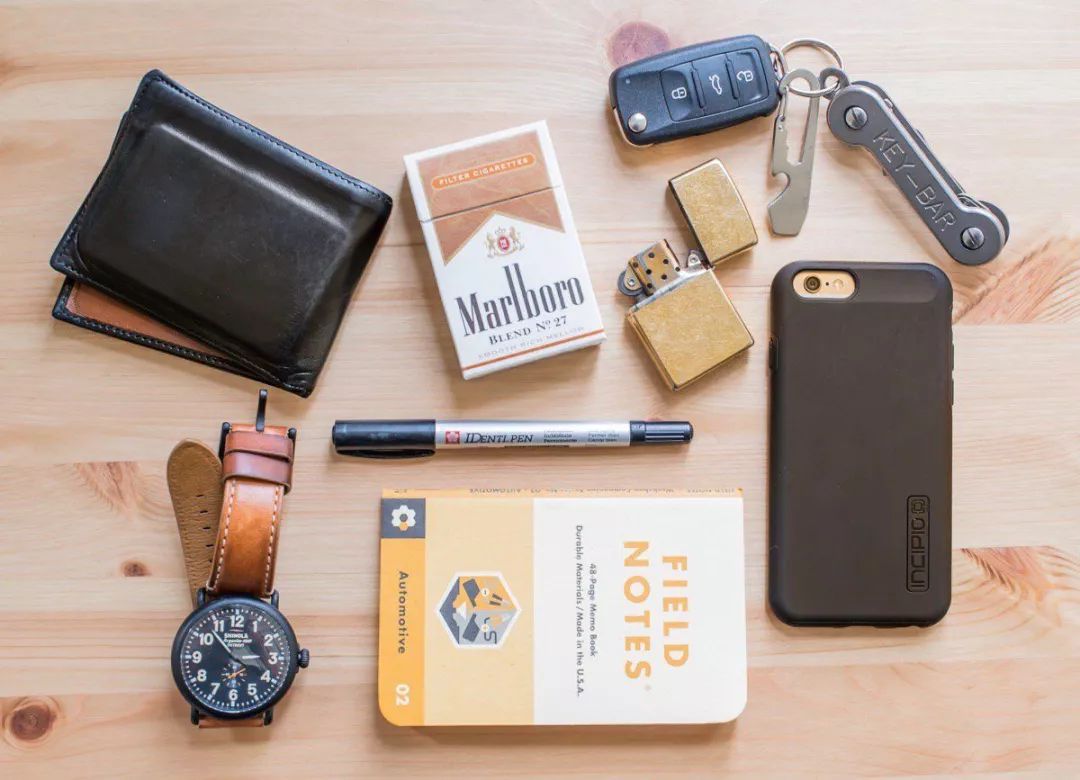 抽最野的万宝路，穿最街头的Marlboro衫