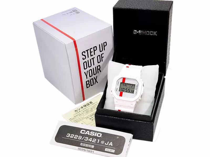 抽最野的万宝路，穿最街头的Marlboro衫