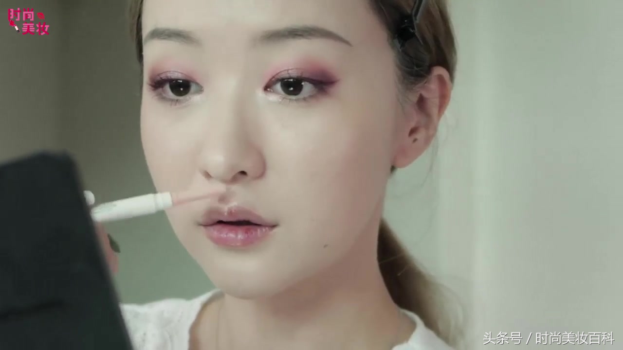 新手化妆必看的妆容技巧,化妆小技巧想拥有甜美的妆容