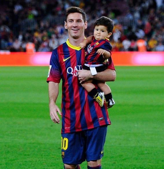 贝克汉姆梅西c罗贝利谁厉害,梅西c罗内马尔带孩子的区别