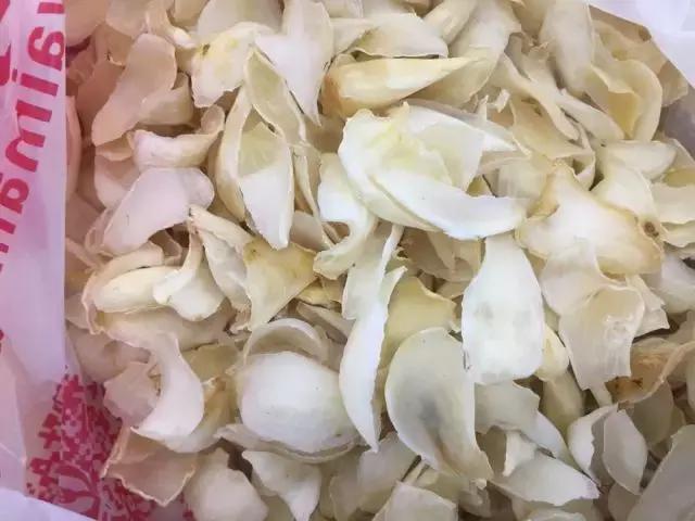 爱喝的百合粥宝宝注意了，最近有人告诉我市场上百合是硫磺熏制的