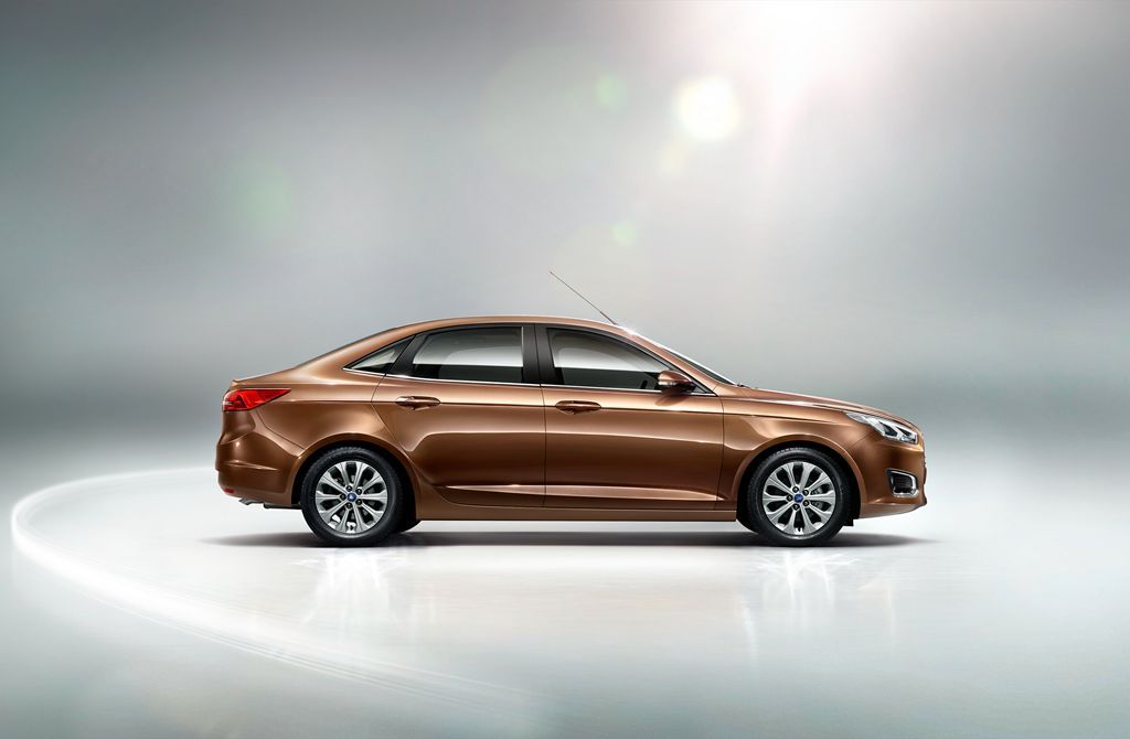 性价比高的车型十万左右,性价比最高的车型福特福睿斯