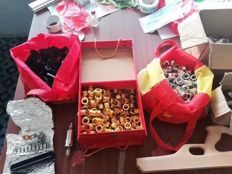 刑警支队破获一起网络贩枪案件,破获特大贩枪