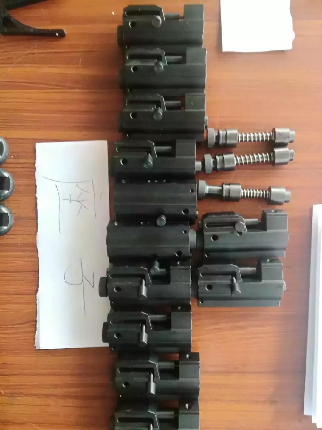 刑警支队破获一起网络贩枪案件,破获特大贩枪