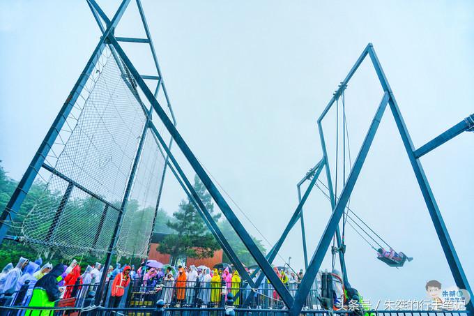 重庆观音桥网红打卡景点白天,打卡重庆网红夜景