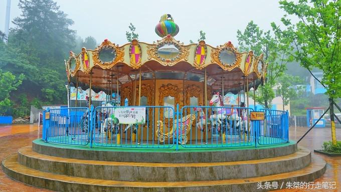 重庆观音桥网红打卡景点白天,打卡重庆网红夜景