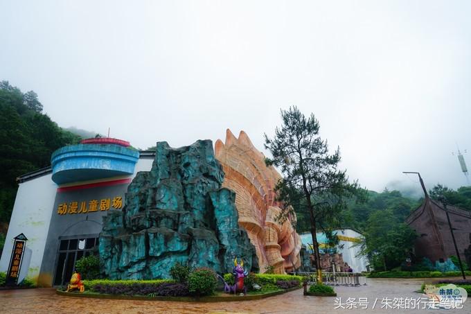 重庆观音桥网红打卡景点白天,打卡重庆网红夜景