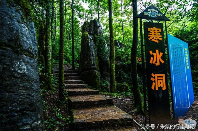 重庆观音桥网红打卡景点白天,打卡重庆网红夜景