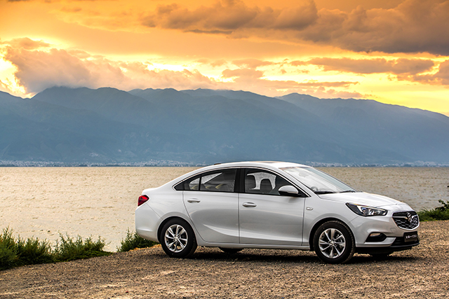 重现辉煌实力究竟如何?动态试驾别克全新凯越