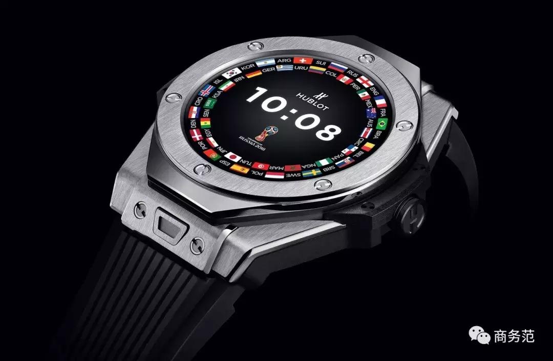 勒夫传递c罗,德国队主教练勒夫戴三色手环