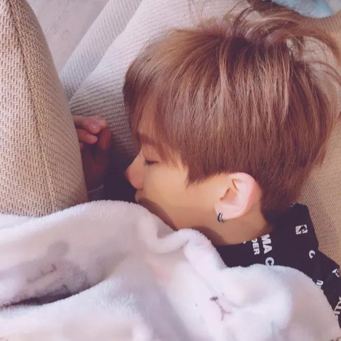 乐华七子近期的舞台,乐华七子有没有参加微博之夜