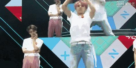 乐华七子近期的舞台,乐华七子有没有参加微博之夜