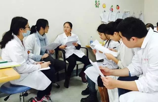 2018年招康复治疗研究生的学校,2017康复治疗师招聘