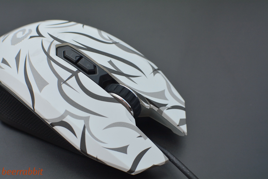 达尔优em915二代鼠标用的什么按键,达尔优牧马人游戏鼠标的详细参数