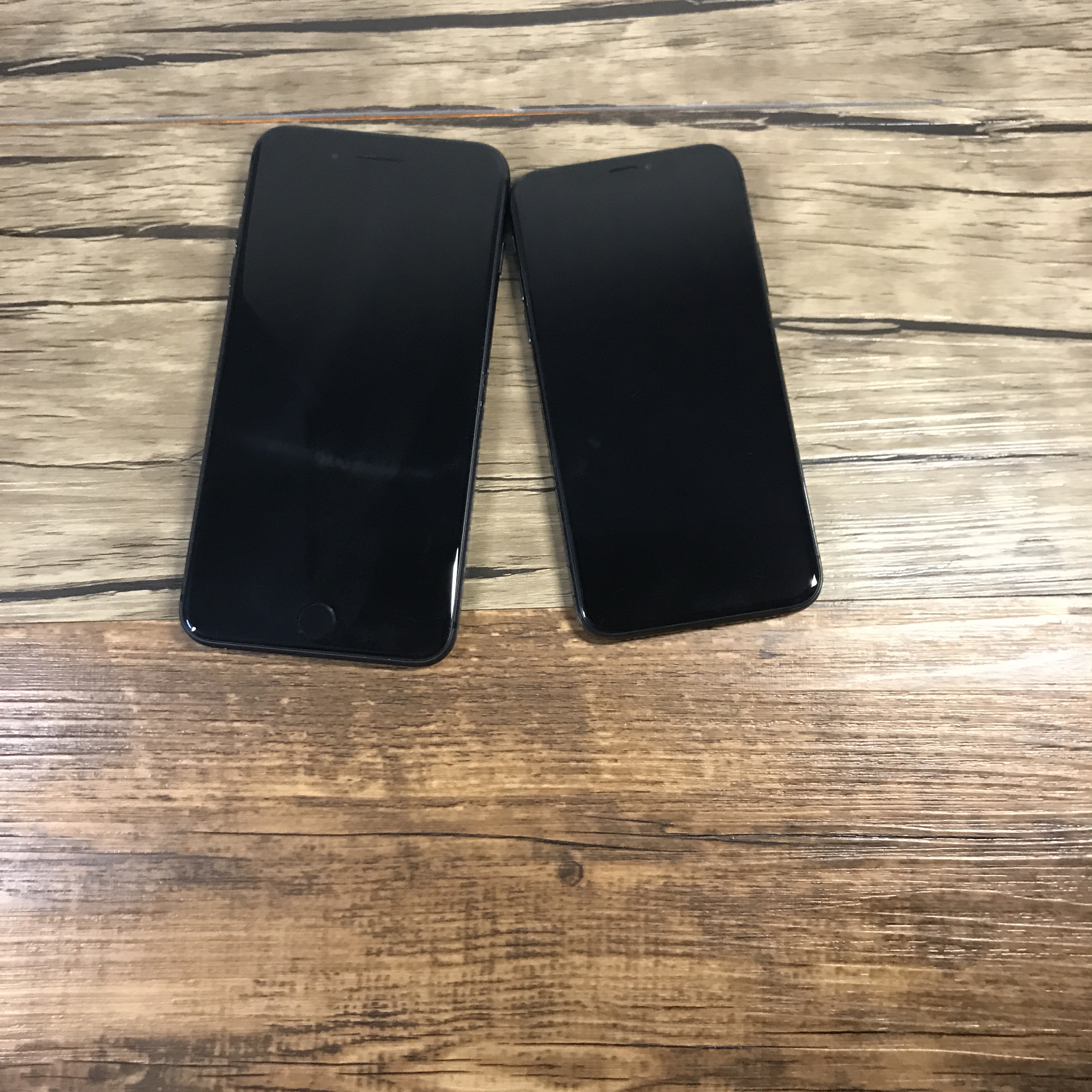 iphone8p和iphonex的参数对比,iphone8256g实质内存多少
