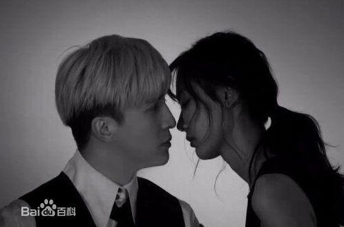 取向狙击谁唱的,取向狙击的歌词是什么