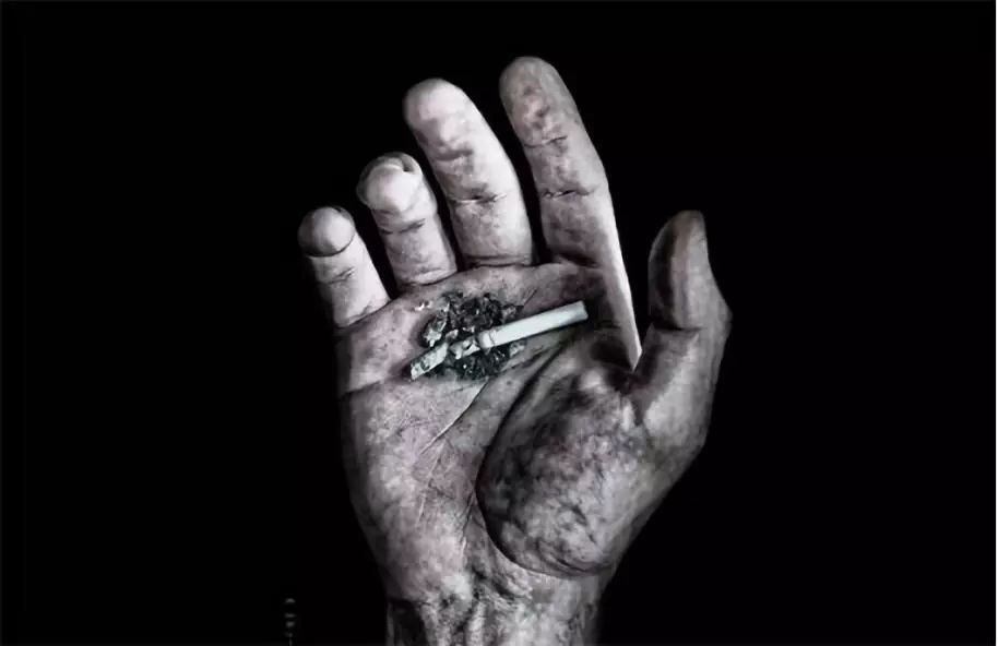 教你如何不尴尬地劝人灭烟