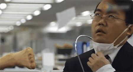 脚气脚臭有救了!有了这块韩国嫩足皂,轻轻一洗,杀菌治脚气,告别瘙痒,连死皮都不见了