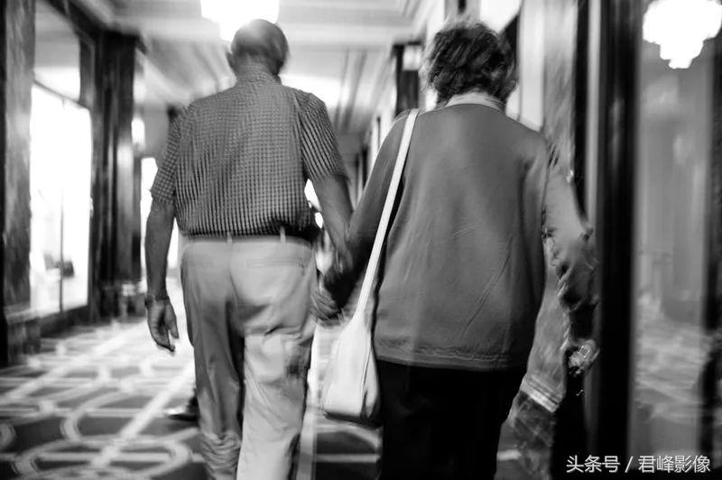 徕卡德味取决于镜头还是机身,徕卡德味