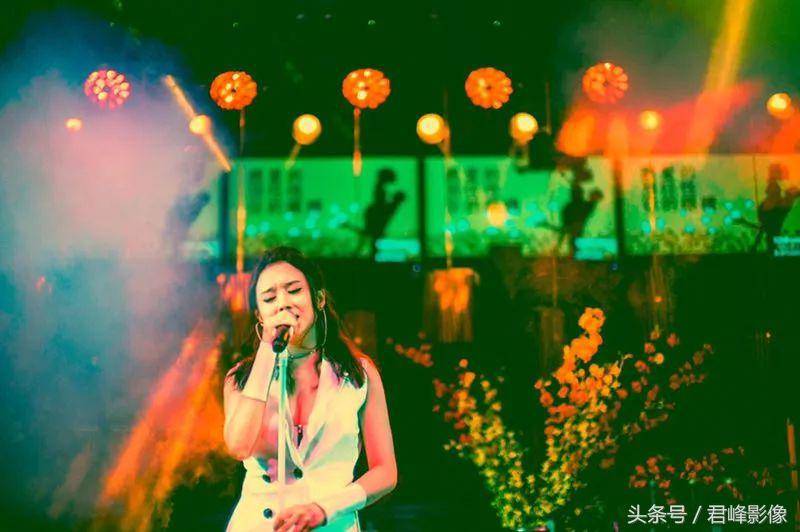 徕卡德味取决于镜头还是机身,徕卡德味