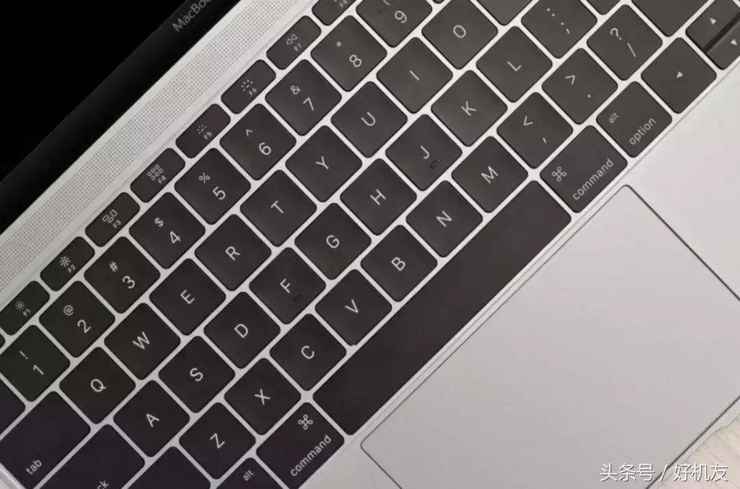 好机械键盘和普通机械键盘的差距,贵键盘和便宜键盘差距