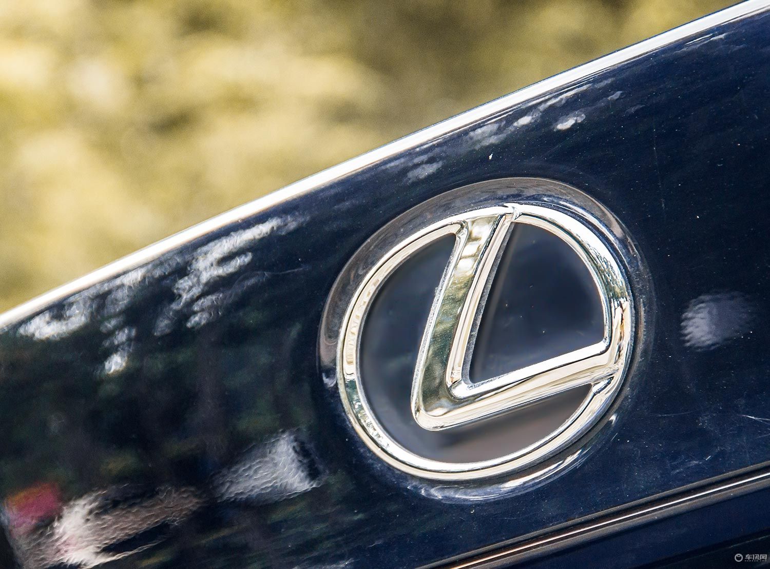 试雷克萨斯IS300高于BBA品质这款进口后驱性能车年轻人一定喜欢