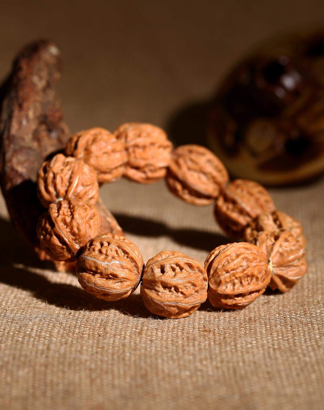 小核桃手串深纹包浆效果,小核桃手串人工快速包浆