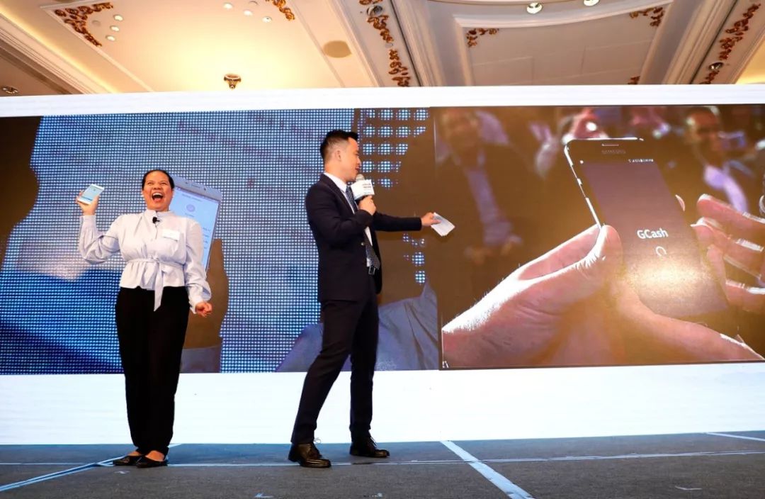 他没上过大学，在支付宝带领千人团队，还上了全球科技青年英雄榜