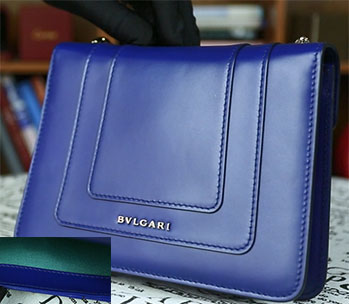 宝格丽最小蛇头包竟然卖1万7？看了下设计，估计锁扣最值钱了！