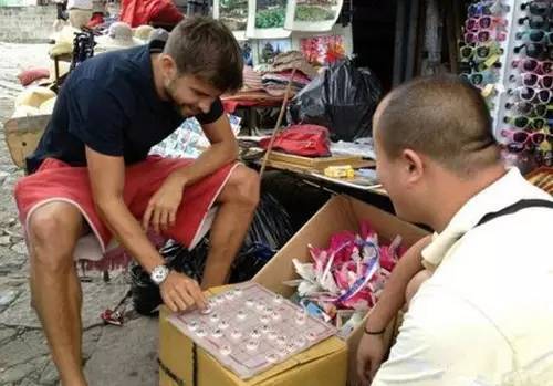 足坛球星奇葩喜好,盘点足坛最伟大的十大球星