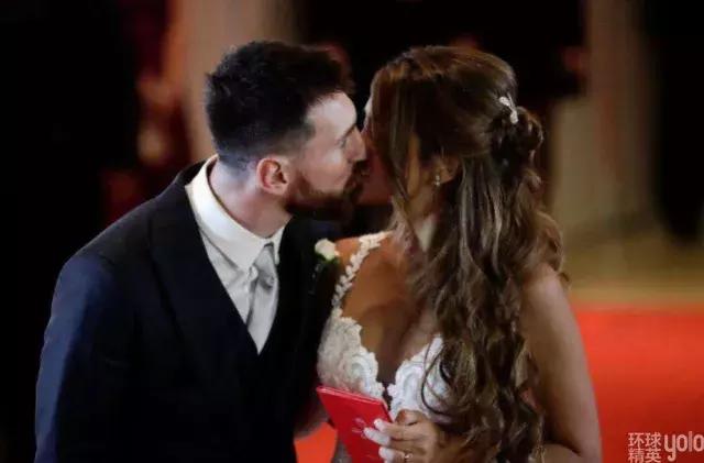 里奥梅西封面照,足球巨星里奥梅西