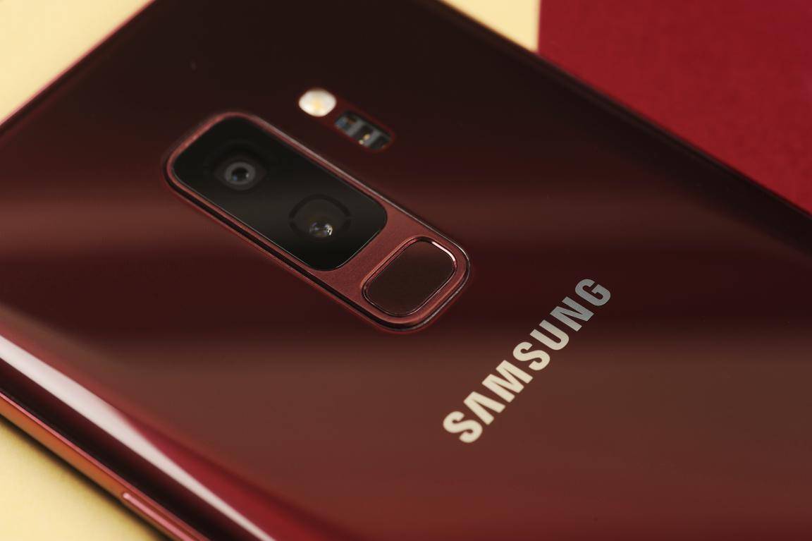 三星s9+对比三星note20ultra (三星s9+与s9深度对比评测)