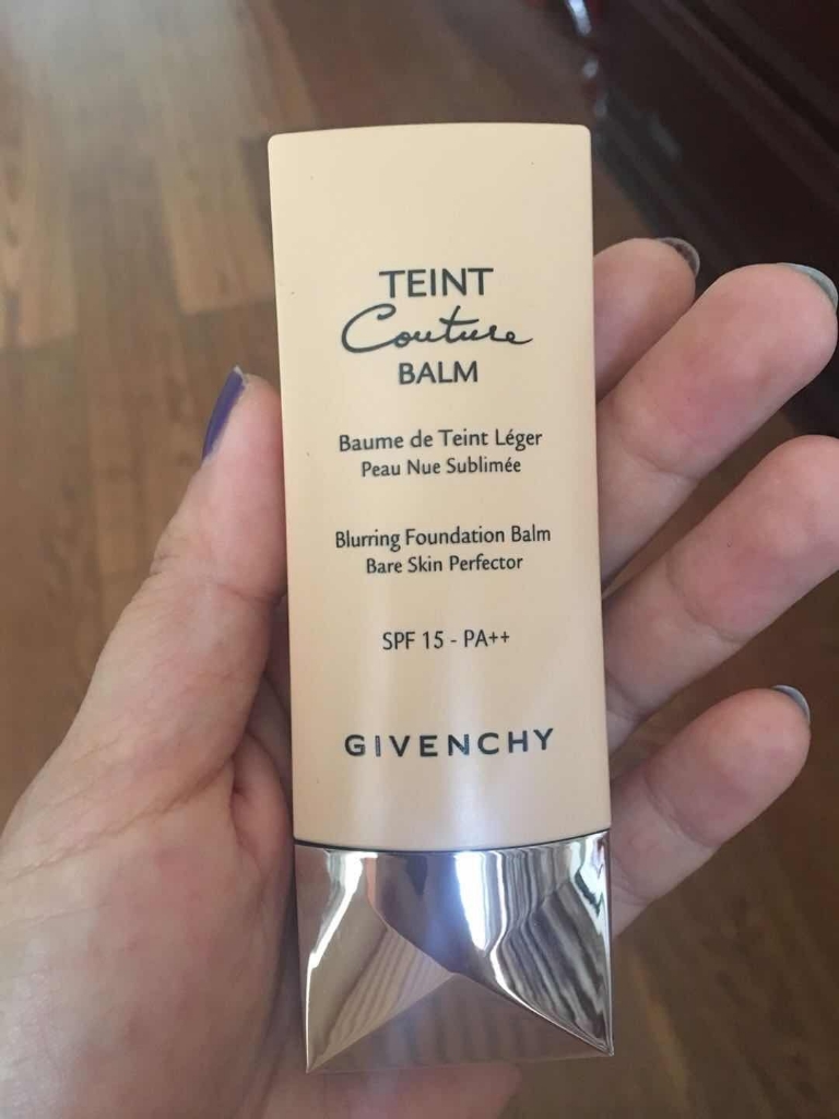 哪一个牌子的粉底液最好用,什么牌子的粉底液效果最好用