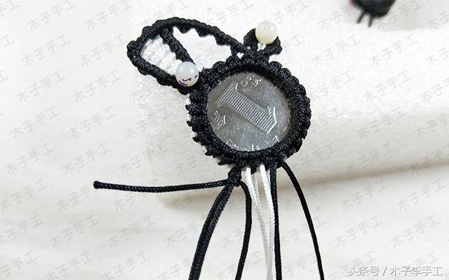 编织硬币小猫挂件,硬币挂件编织教程猫头