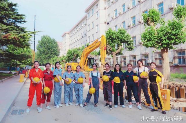 校园教室拍毕业照,校园建筑拍照