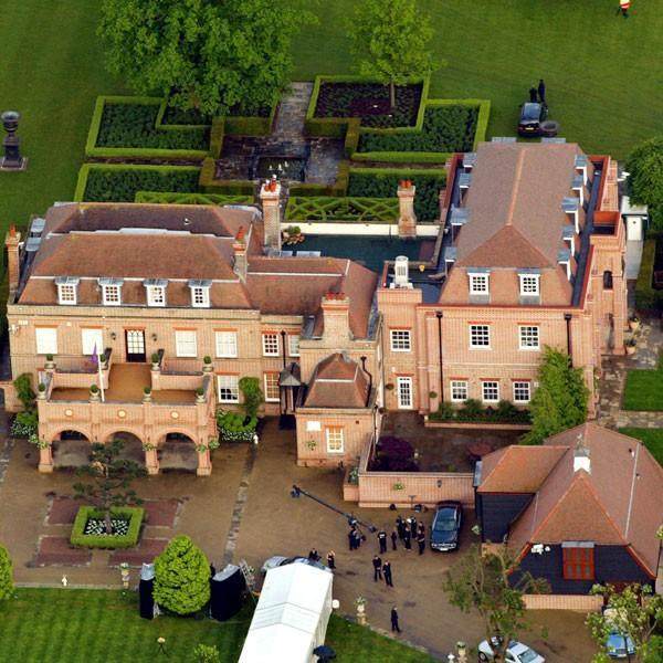 足球球星的豪宅豪车,贫民窟足球巨星排名