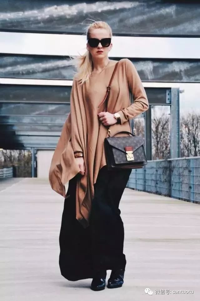 买到了两款美丽的大牌包包