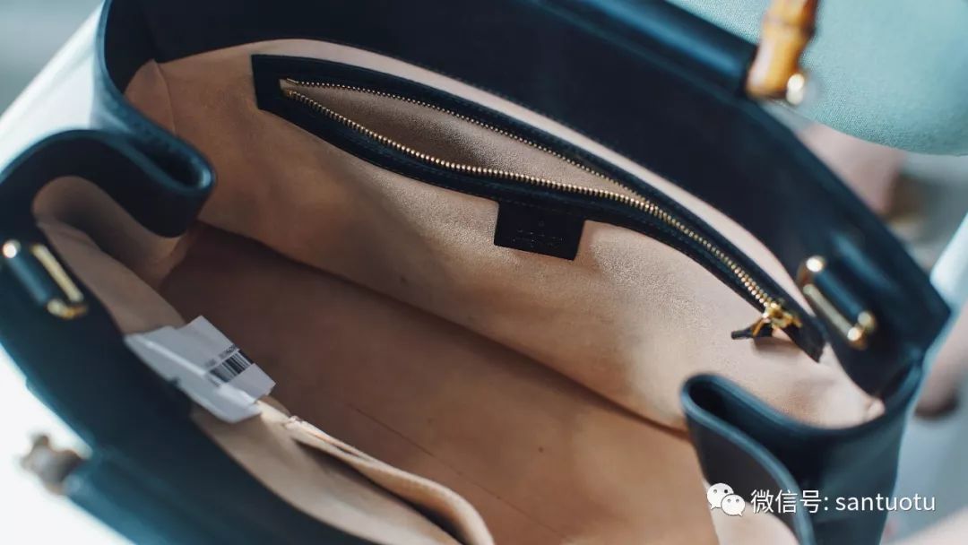 买到了两款美丽的大牌包包