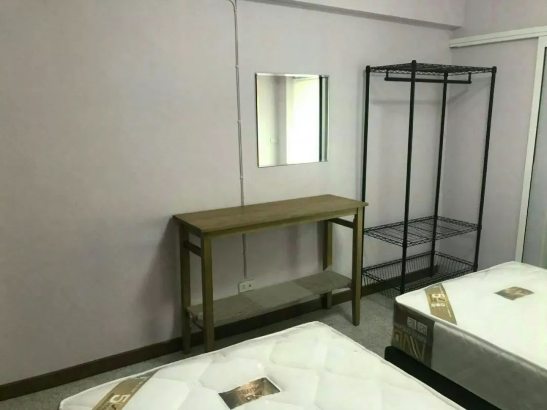 曼谷辉煌区宿舍便宜卖