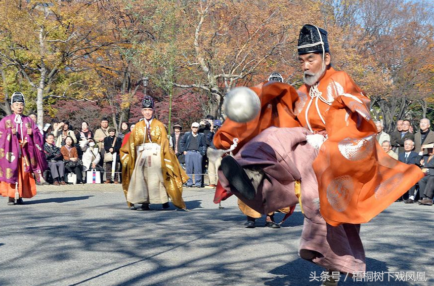 古代日本人怀崇拜心理看中国人踢球，咱后来为何不行？问问朱元璋