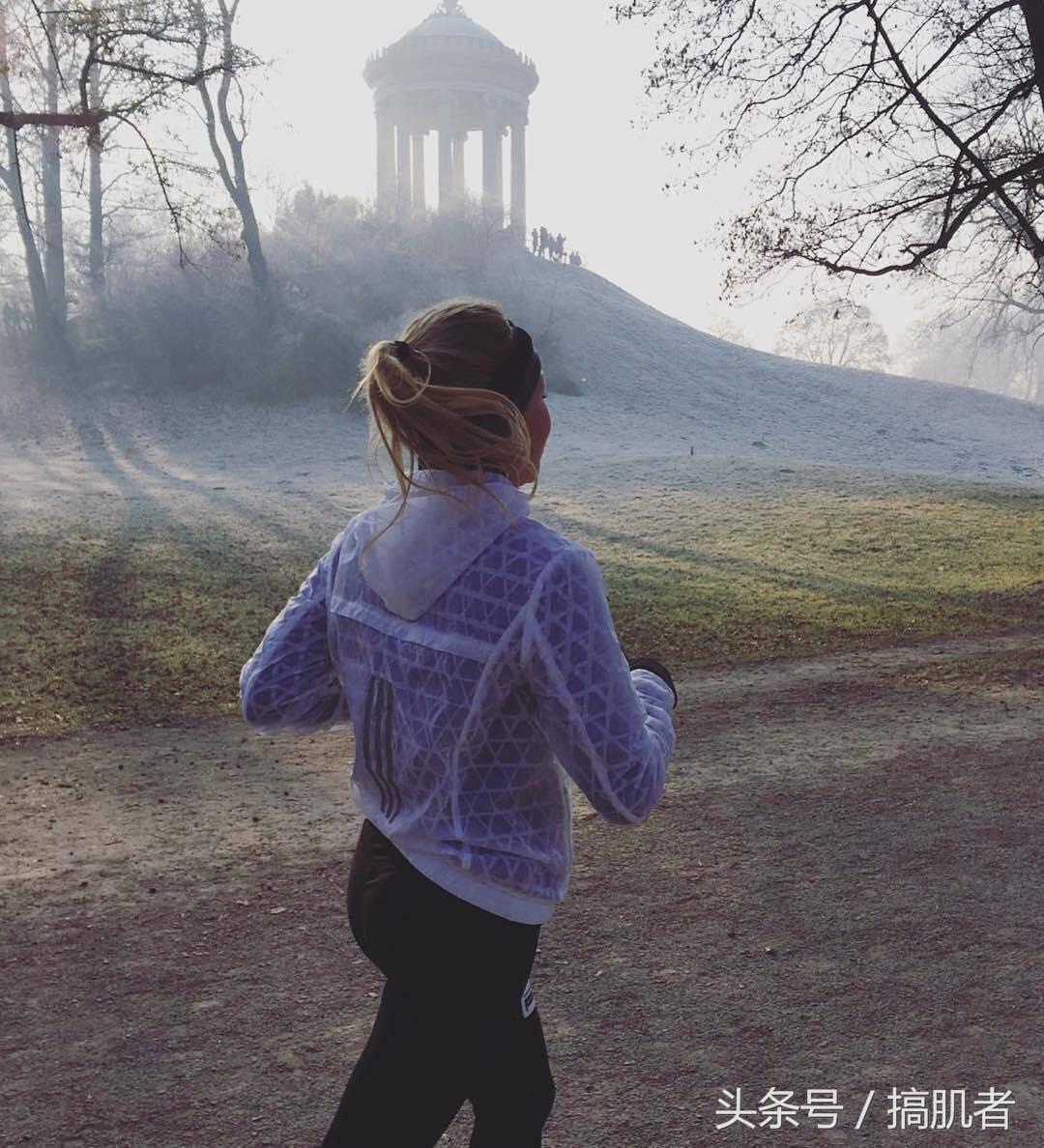 每天跑十公里多久瘦,每天跑步多少公里能达到减重效果