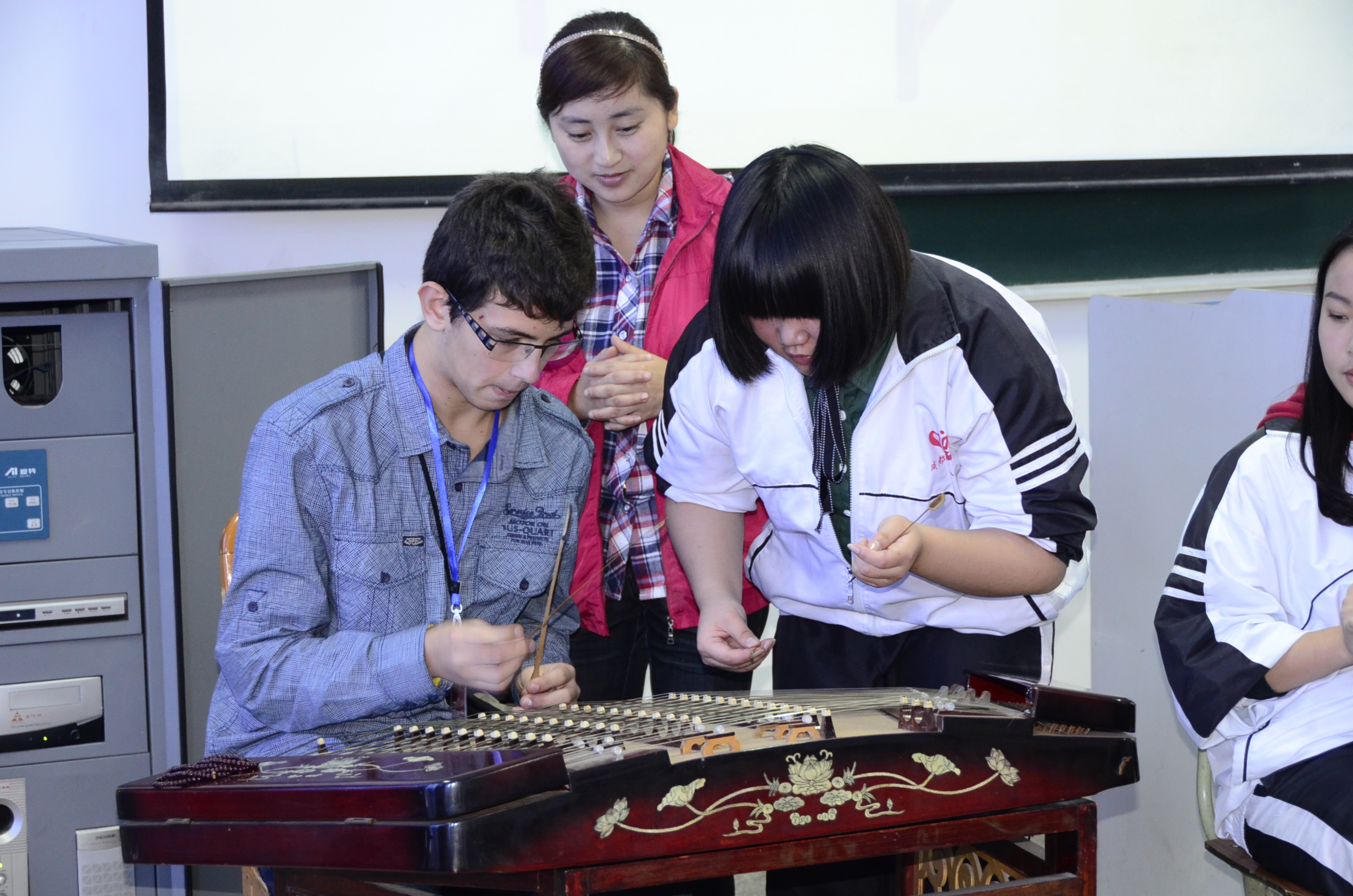 成都18中是省重点吗,成都市十八中简介