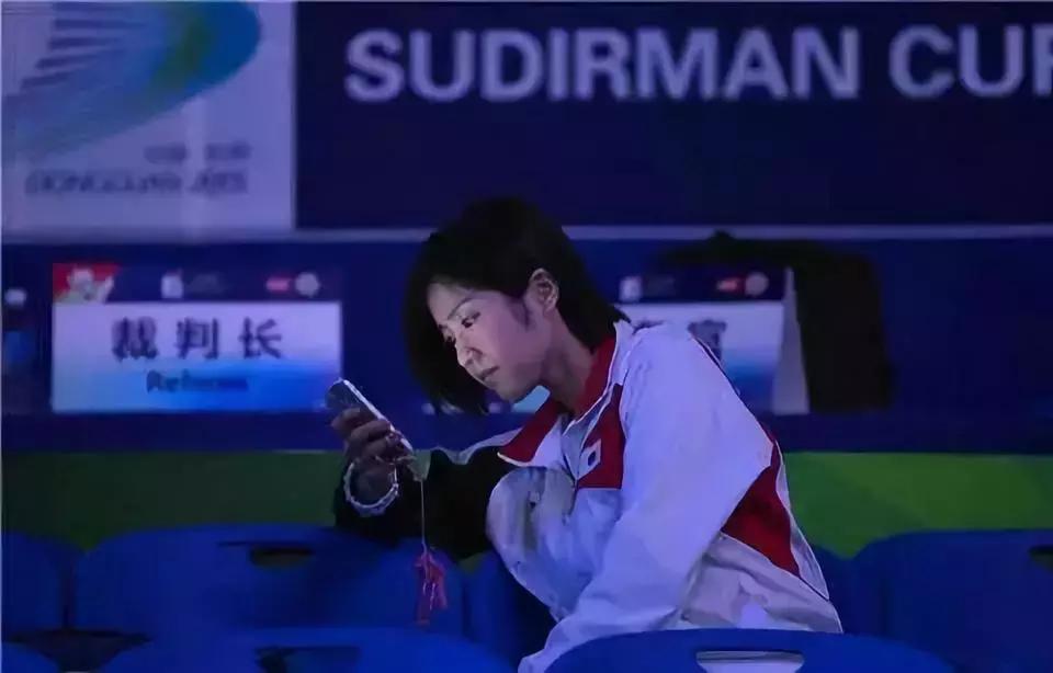 史上最强攻略:遇上心中的“羽球女神”,该怎么办呢?