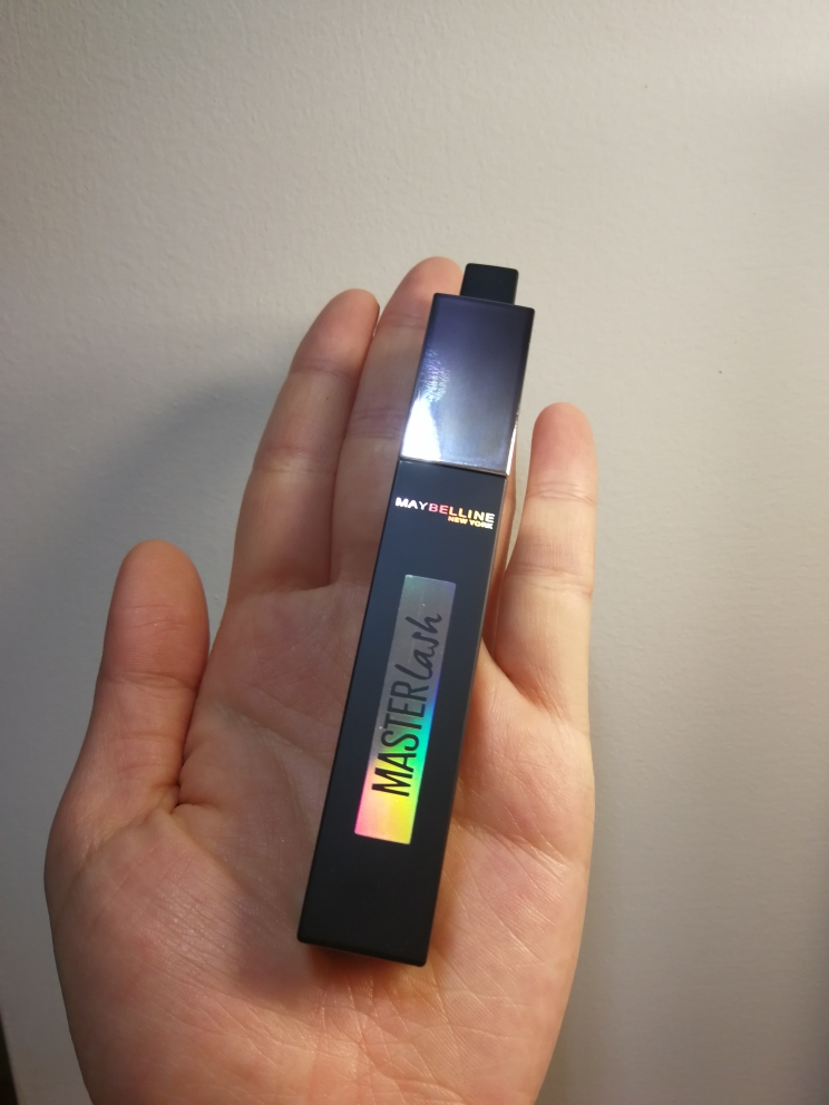 睫毛膏哪个牌子好用又自然又持久,piara睫毛膏和kissme睫毛膏测评