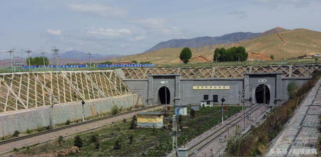 中国最长铁路隧道排行,世界上最长的铁路隧道有多长
