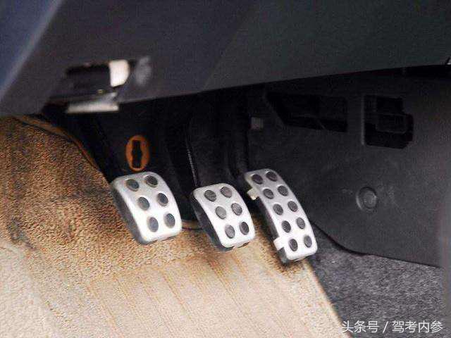 考试车离合器重怎么解决,考试车离合高怎样控制不熄火